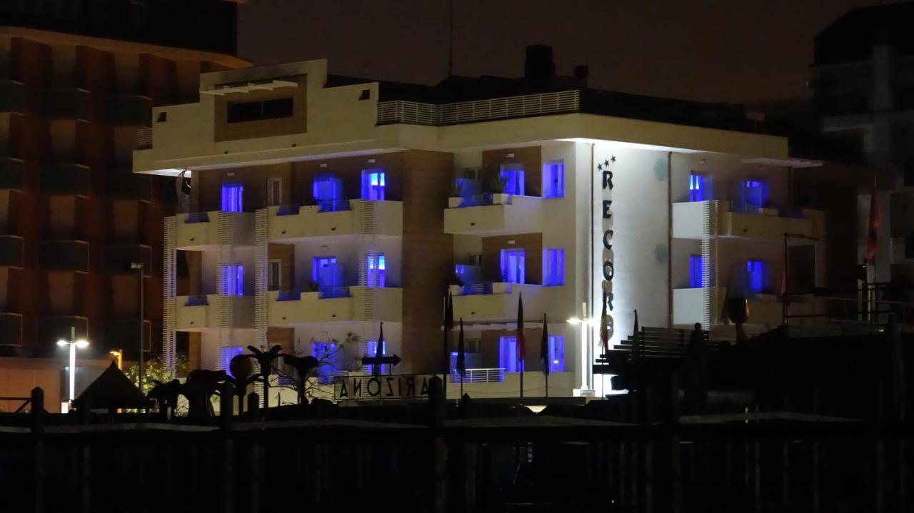Hotel Record Риччоне Экстерьер фото